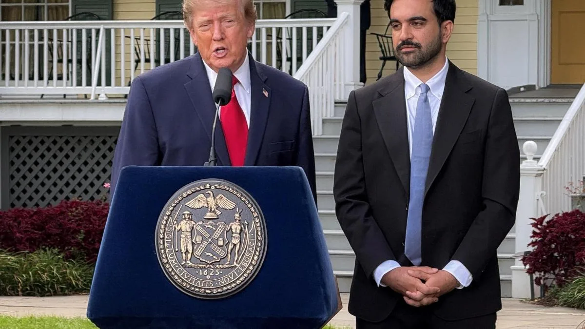 Mamdani, el nuevo referente de la izquierda, se calla ante el veto de Trump a varios medios
