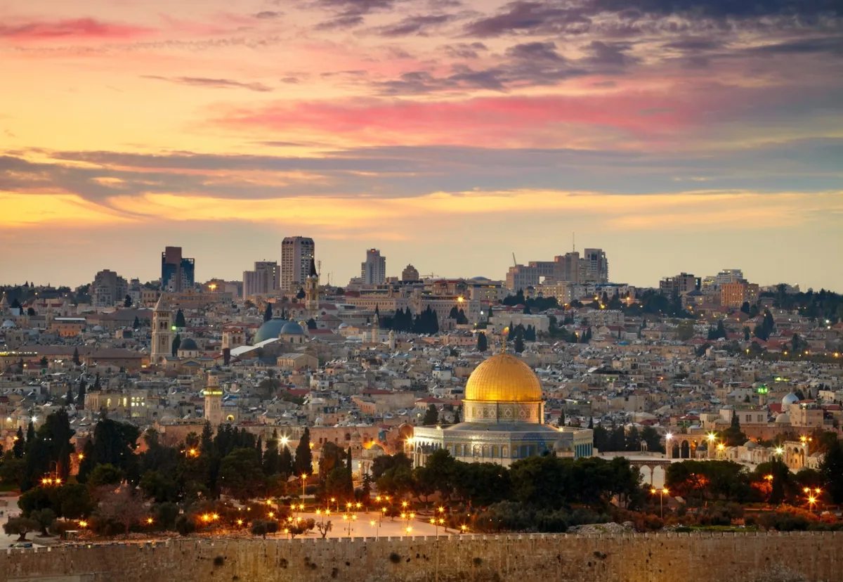 Colômbia inaugura embaixada em Jerusalém e adentra restrito grupo de países