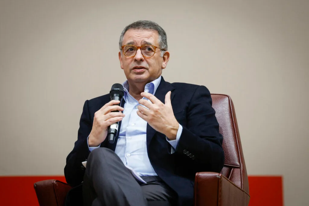 Seguro promulga diploma que adapta contabilidade do SIRP ao segredo de Estado