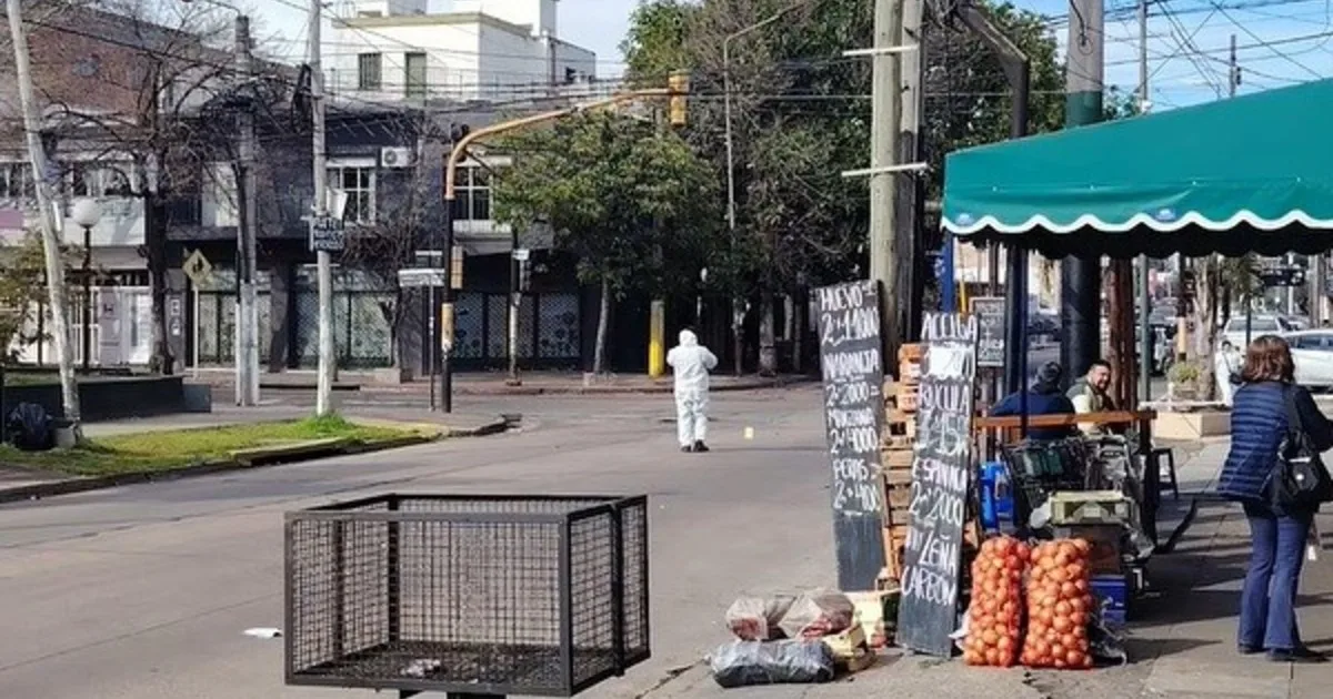 Feroz tiroteo entre un agente policial de la Ciudad y cuatro motochorros frente a un jardín de infantes en Ituzaingó