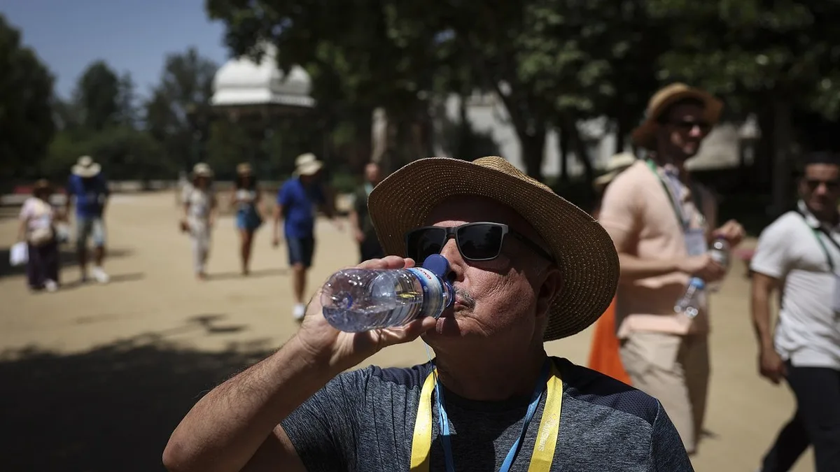 Calor. Aviso amarelo em onze distritos na quinta e na sexta-feira