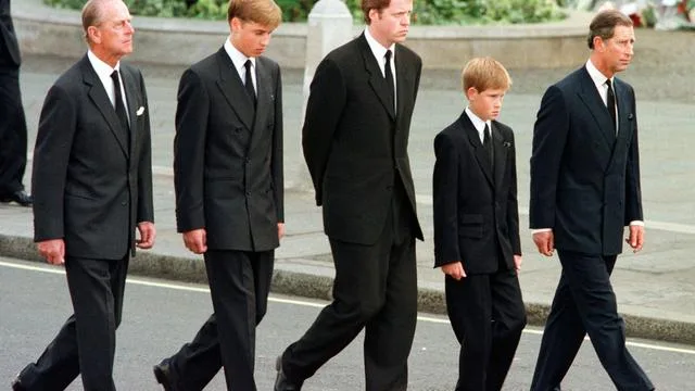 Britische Royals: Abrechnung unter Aristokraten: Charles Spencers Diana-Buch
