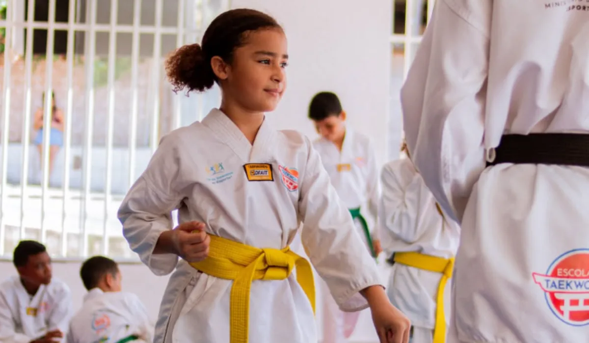 Taekwondo gratuito para crianças e adolescentes em três cidades da Grande Vitória