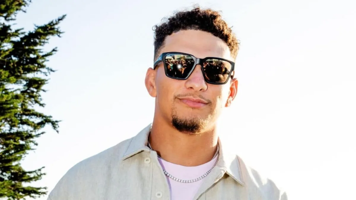 How Patrick Mahomes' 'Dad Bod' Helps Him Stay NFL-Ready Through a Gruelling Season