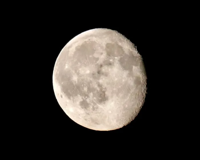 Top Trump military adviser says US must prepare to fight around moon