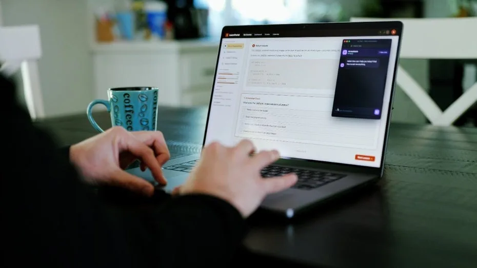 Studierende lassen KI-Agenten komplette Onlinekurse absolvieren – so reagieren Lehrkräfte
