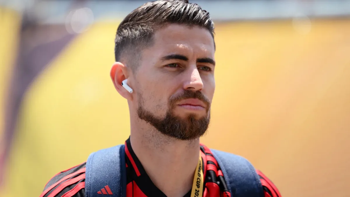 Jorginho é incluído em pré-lista e pode voltar a defender a Itália