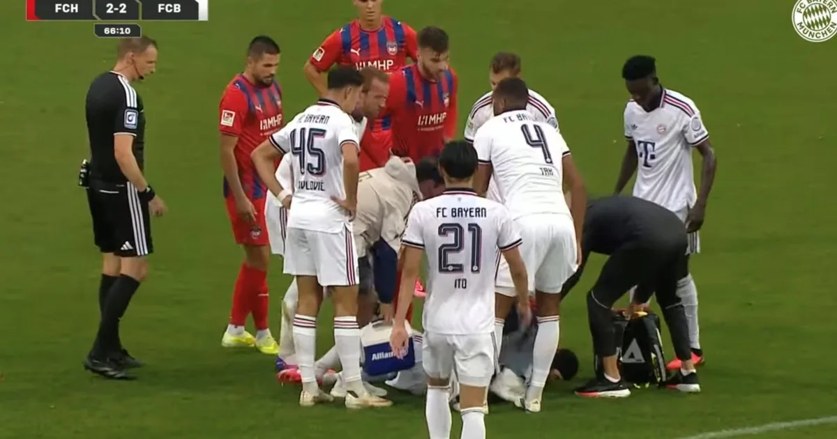 Jamal Musiala volvió a descompensarse y encendió la alarma: ¿qué le pasa al volante del Bayern?
