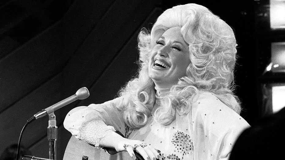 Dolly Parton's path from Nashville newcomer to Billboard's No. 1 country music artist of all time