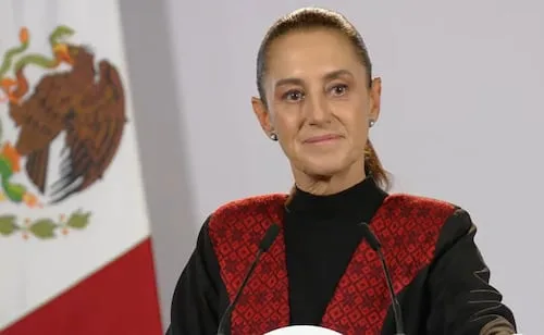 "4 doritos después... vino el desafuero"; Sheinbaum se mofa de Fox, Calderón y el "MCPRIAN"