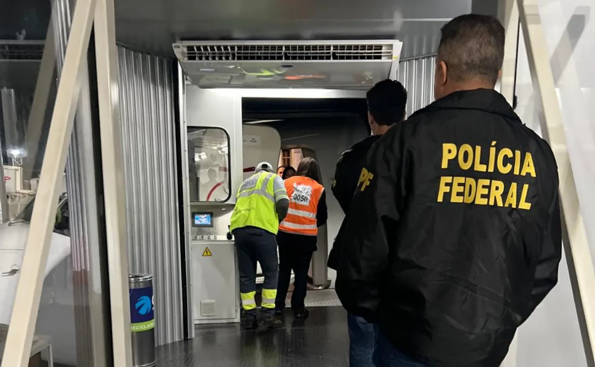 Passageiro “brinca” que carrega bomba dentro de caixa de som e é retirado de avião com destino a Curitiba