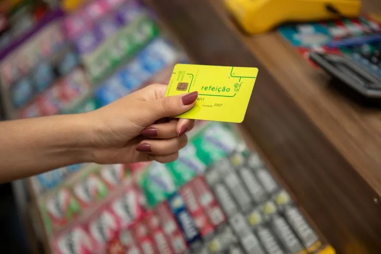 Vale-alimentação e refeição terão nova regra que muda a forma de usar o benefício