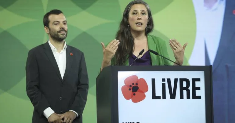 Líder do Livre acusa Governo de arrogância