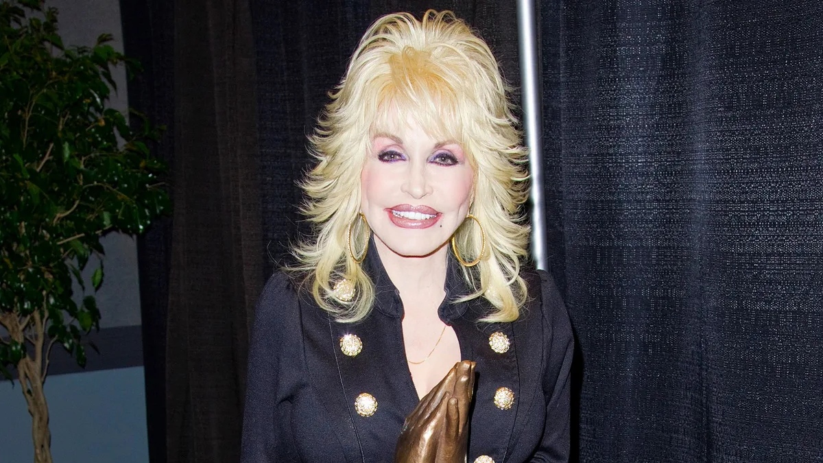 Dolly Parton murió de forma repentina tras sufrir un cuadro renal y autoinmunitario: varios familiares no llegaron a tiempo