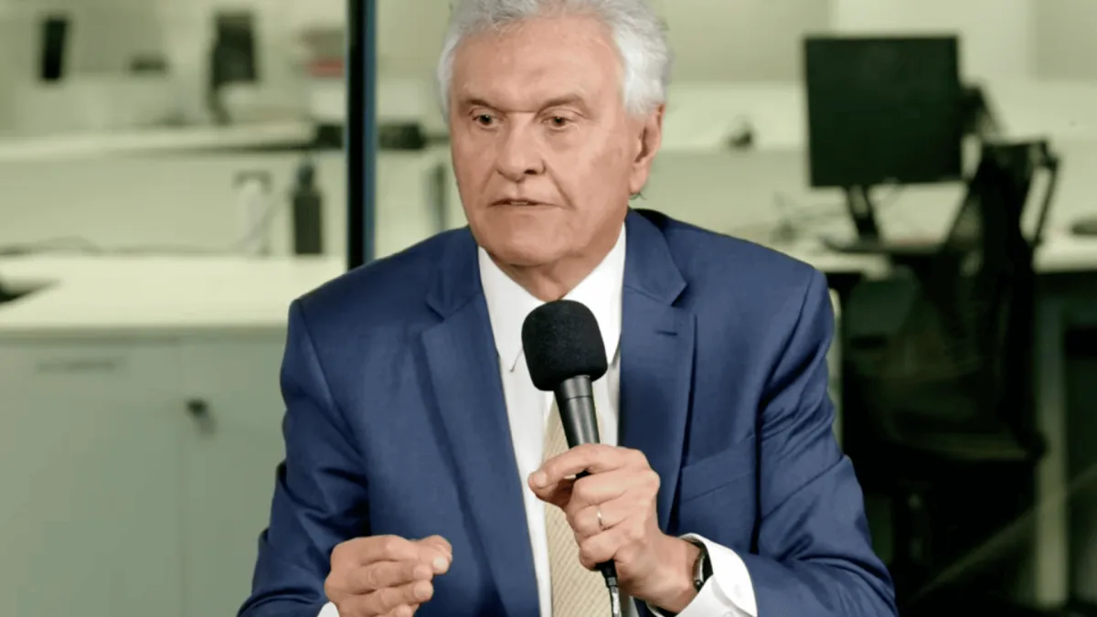 Caiado diz que Sidônio incentiva Lula a “brigar” com Trump