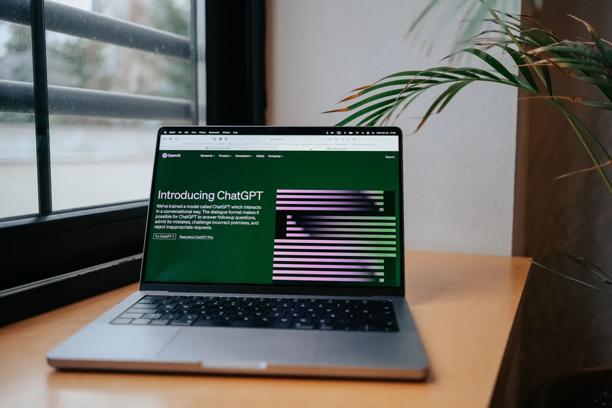 This six-course Claude AI and ChatGPT training bundle is $29.99