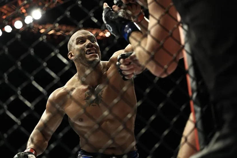Retrait de Tom Aspinall, communcication ratée de Dana White : comment Ciryl Gane est devenu champion UFC des poids lourds sans combattre