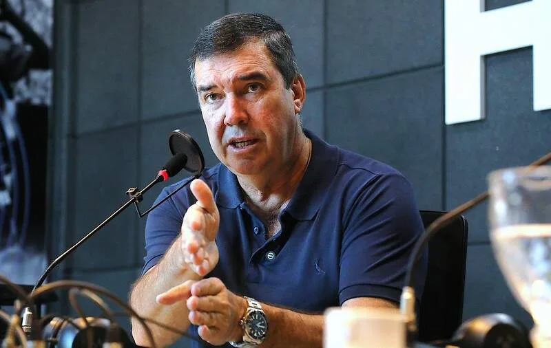 “Dono” do horário eleitoral, Riedel estreia com balanço da gestão