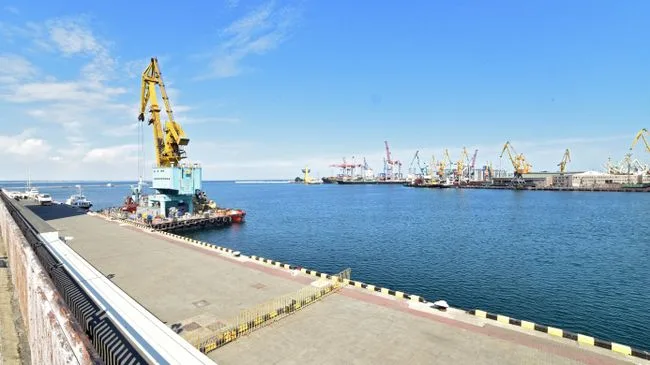 Украина прекратила экспорт чугуна из-за блокады портов, сообщила GMK Center