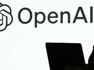 Après une cyberattaque menée par sa future intelligence artificielle, OpenAI annonce ralentir son développement