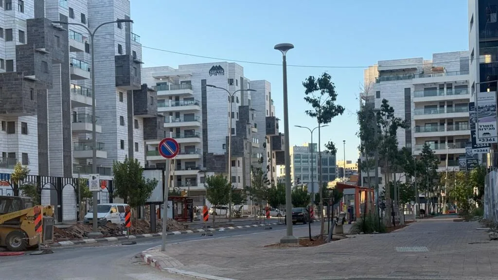 Israël: à l'approche des élections, le refus du service militaire des ultra-orthodoxes divise profondément la société