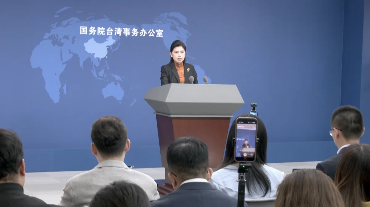 Chinese mainland slams DPP for losing national identity