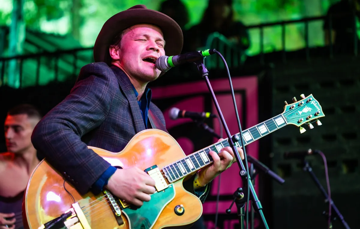 Geordie Greep responds to allegation of sexual misconduct live on stage