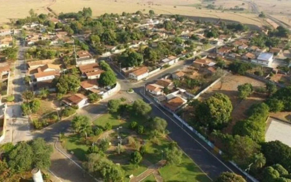 Cidade de Goiás divulga edital de concurso com mais de 160 vagas e salários de até R$ 8,9 mil