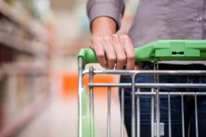 Supermercado é condenado por obrigar funcionário a trabalhar em escala 9×1