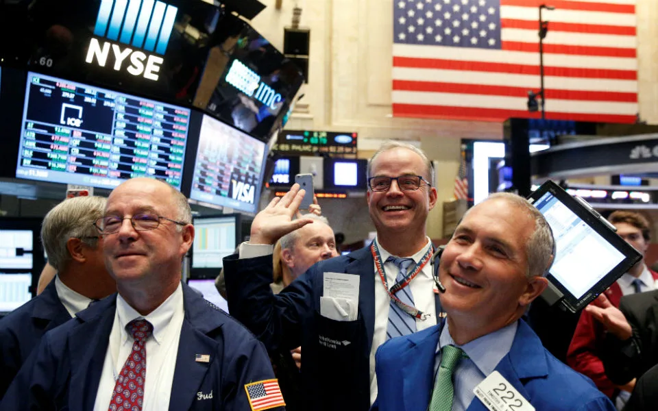 Bancos de Wall Street veem “fraquezas pontuais” após trimestre de forte turbulência nos mercados