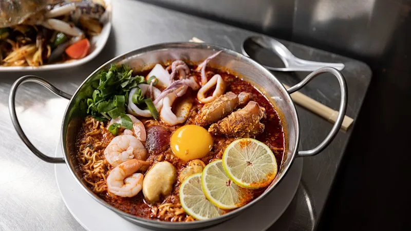 Nana Thai Style Hotpot & BBQ