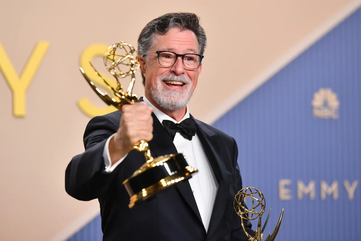 Stephen Colbert On His ‘Lord Of The Rings’ Pic, ‘Strangers With Candy’ Revival; Shocked That There’s No Viacom – Emmys Backstage