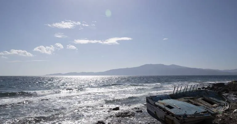 Migrantes mortos em naufrágio no Djibuti sobem para 139