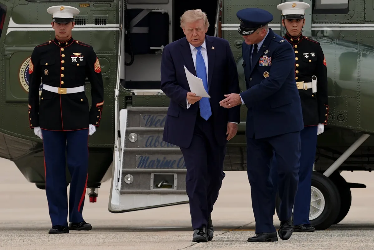 La guerra de Irán altera el rumbo de un Trump urgido por su baja popularidad