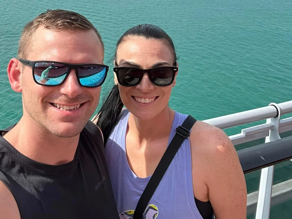 A couple turned a blog into a 7-figure business in 8 years. They explain 4 ways to make money online.