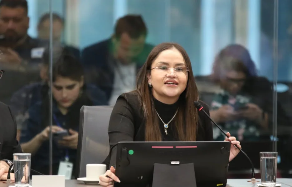 Autoridades costarricenses ordenan captura de la exministra de Salud Joselyn Chacón tras no presentarse a juicio en su contra