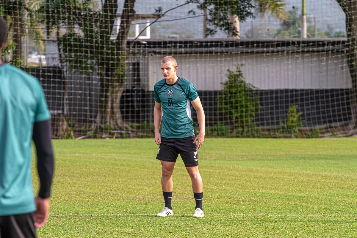 Cria da base pode ganhar chance no Figueirense contra a Inter de Limeira