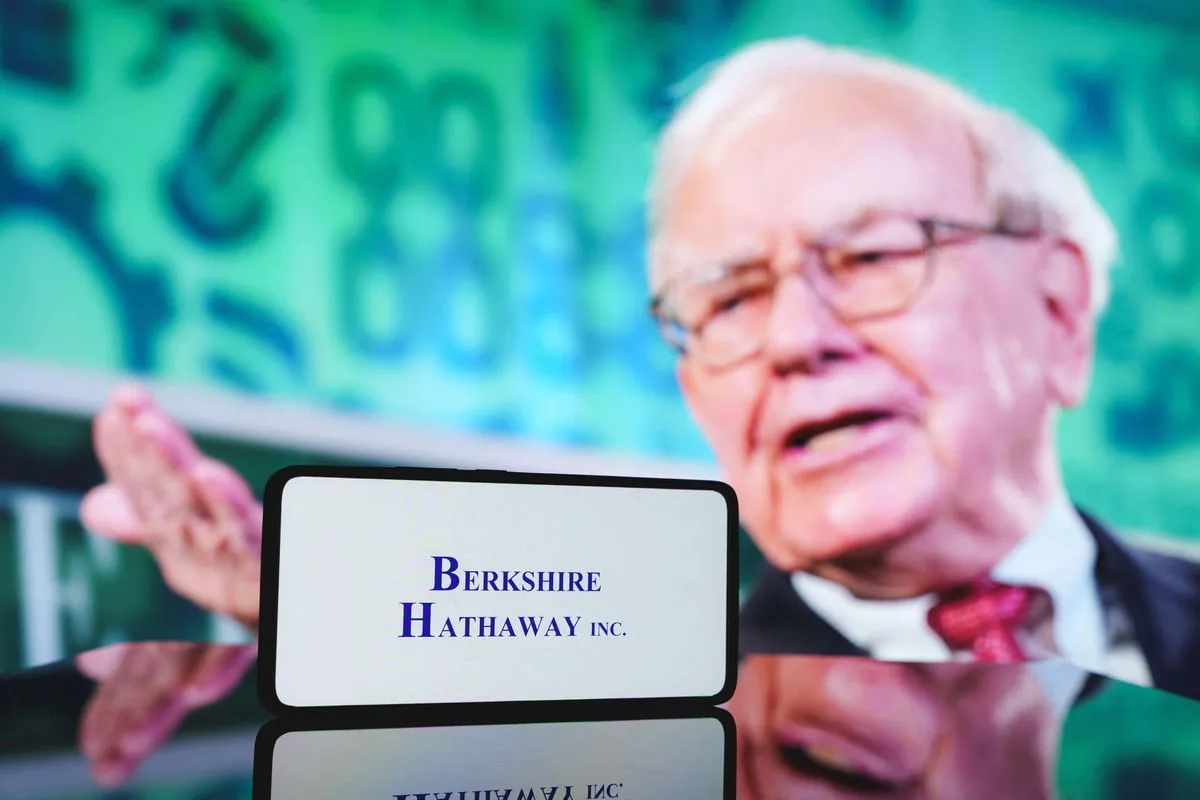 Investment heavyweight Warren Buffett steps down as Berkshire Hathaway chairman