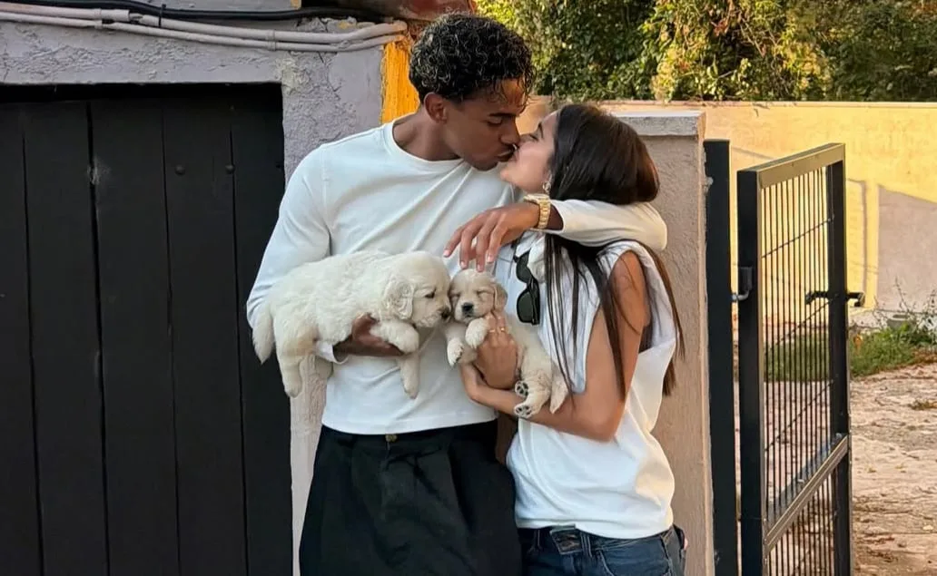 Lamine Yamal e Inés García dan un paso más en su relación y amplían la familia con dos cachorros