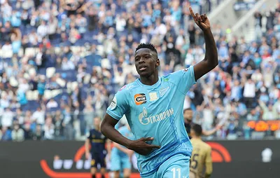 ESPN: "Рома" предложила "Зениту" €40 млн с учетом бонусов за Луиса Энрике