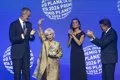 Isabel Allende gana el 75 Premio Planeta con 'La hora antes del alba'