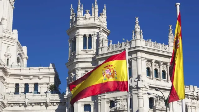 Inflação em Espanha acelera para 4,3% agosto devido a combustíveis
