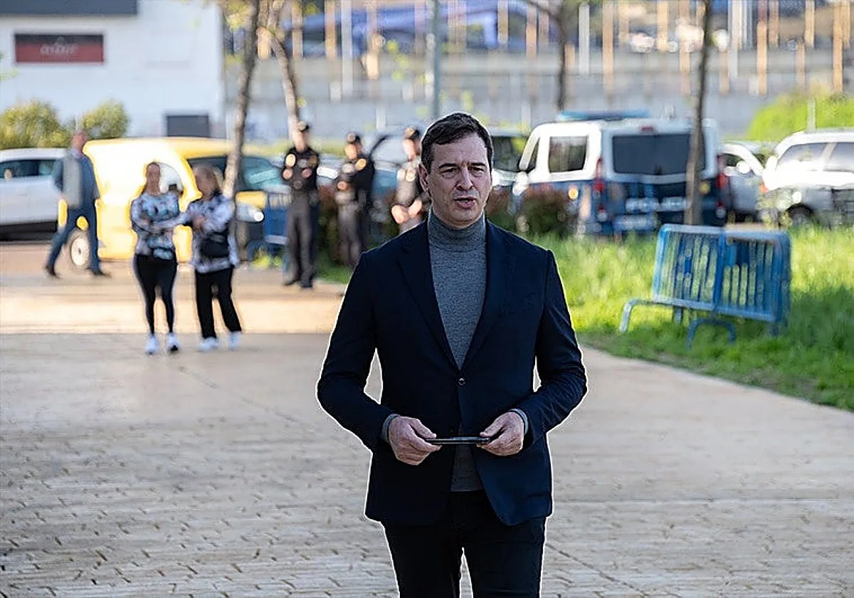 El hermano de Pedro Sánchez pide su absolución por considerar que se le condenó por su parentesco con el presidente del Gobierno