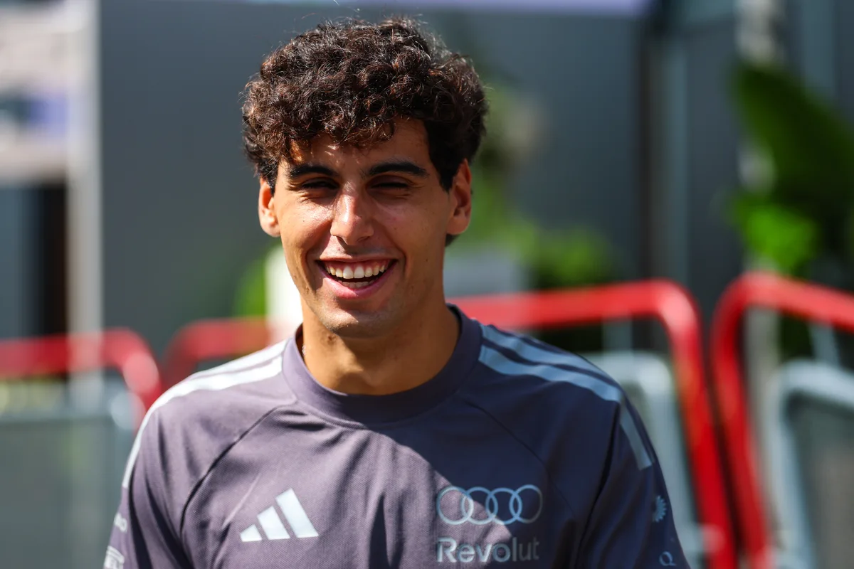 Bortoleto elogia novidades no carro da Audi, mas diz que Baku não deve mostrar todo potencial
