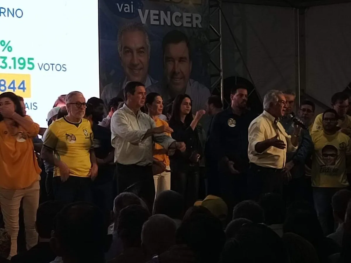 Campanha põe 70 prefeitos de MS na busca de votos para Flávio Bolsonaro