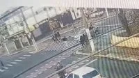 Motorista de BMW tenta fugir da PM e atropela pedestre na Zona Sul de SP