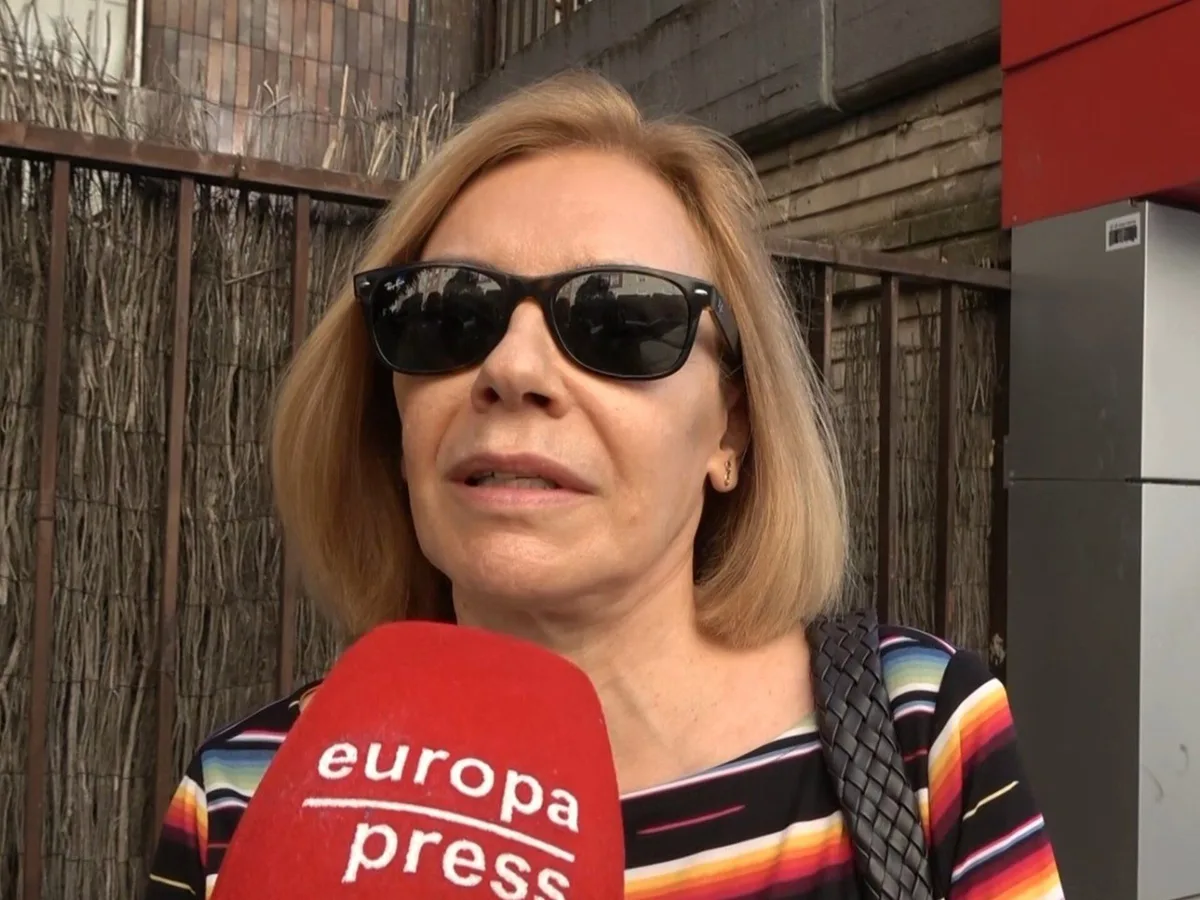 Mónica Medina, tras frenarse su desahucio y en plena batalla con Emilio Gutiérrez Caba: "Se le ha caído la máscara"