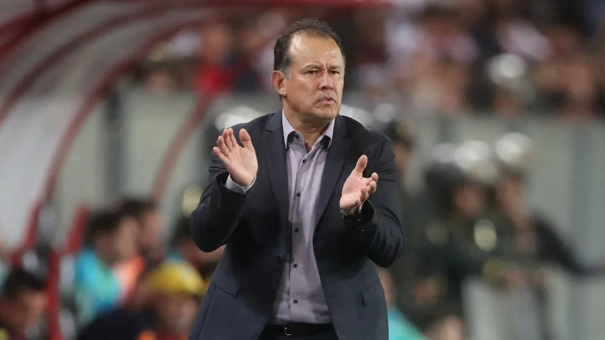 Juan Reynoso vuelve al fútbol mexicano tras su complicado paso por Perú: será nuevo técnico del Necaxa