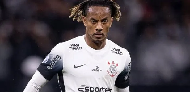 Samir: Corinthians abre conversa com Carrillo e está otimista com renovação