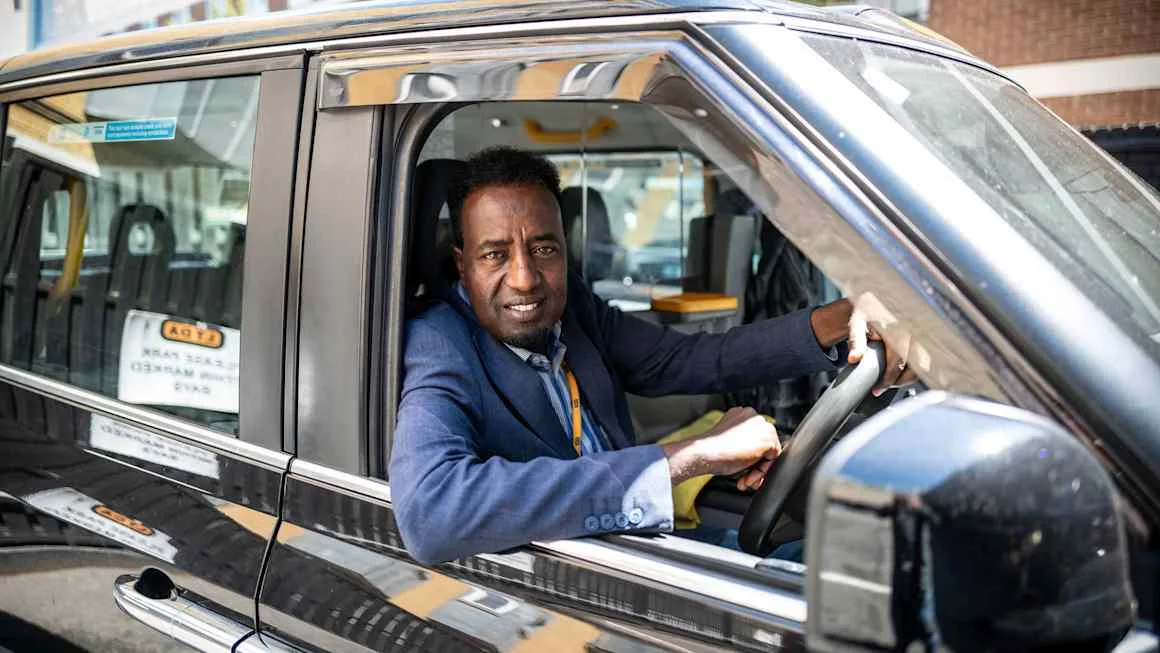 London cabbies plot ‘skulduggery’ to take on robotaxis